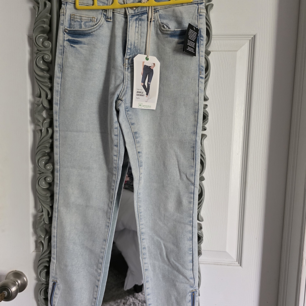 Fashion Nova Light Wash Skinny Jeans